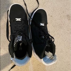 Size 9 wemon shoes black white with smiley faces barely been worn